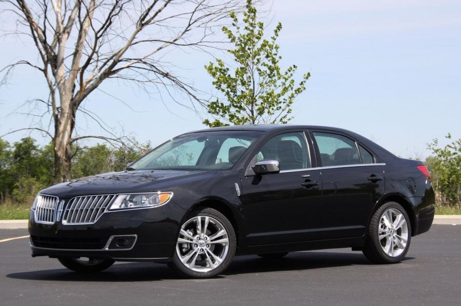  Lincoln MKZ 2010 года  (фото 18 из 211)